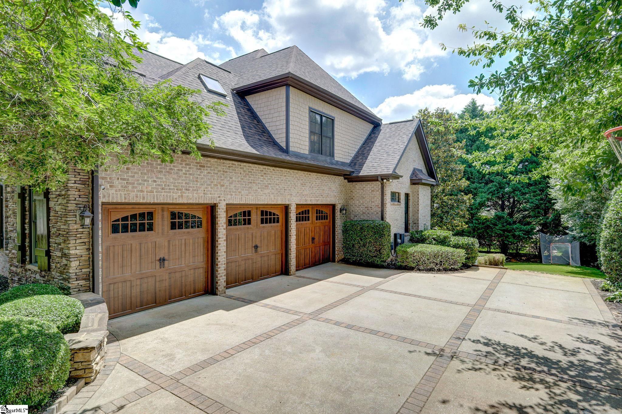 105 Powers Garden Road Simpsonville, SC 29681 - Photo 6 of 36 Gallery Image 6