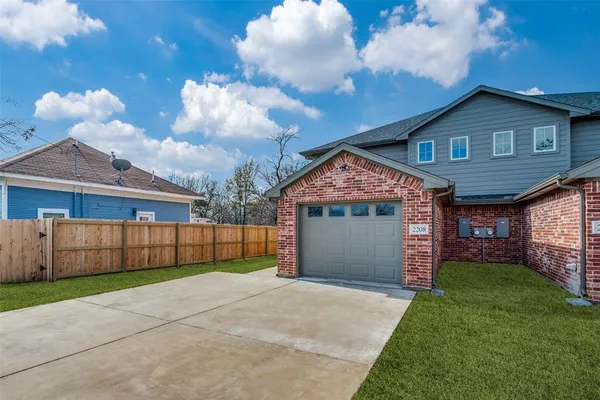 $1,750 | 2208 North Hickory Street, Unit 2208, Sherman, TX 75092