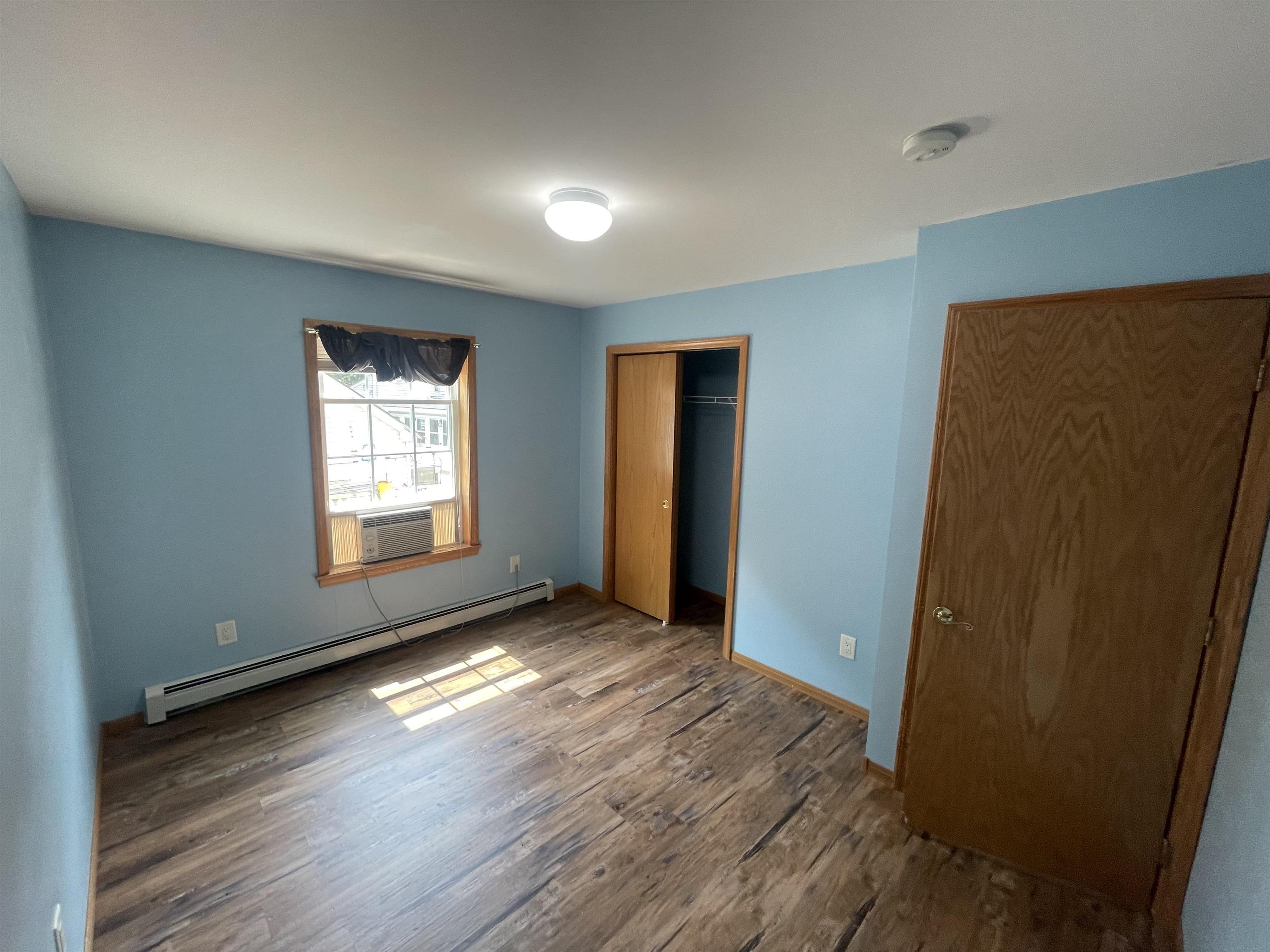 22 State Street Rochester, NH 03867 - Photo 4 of 17