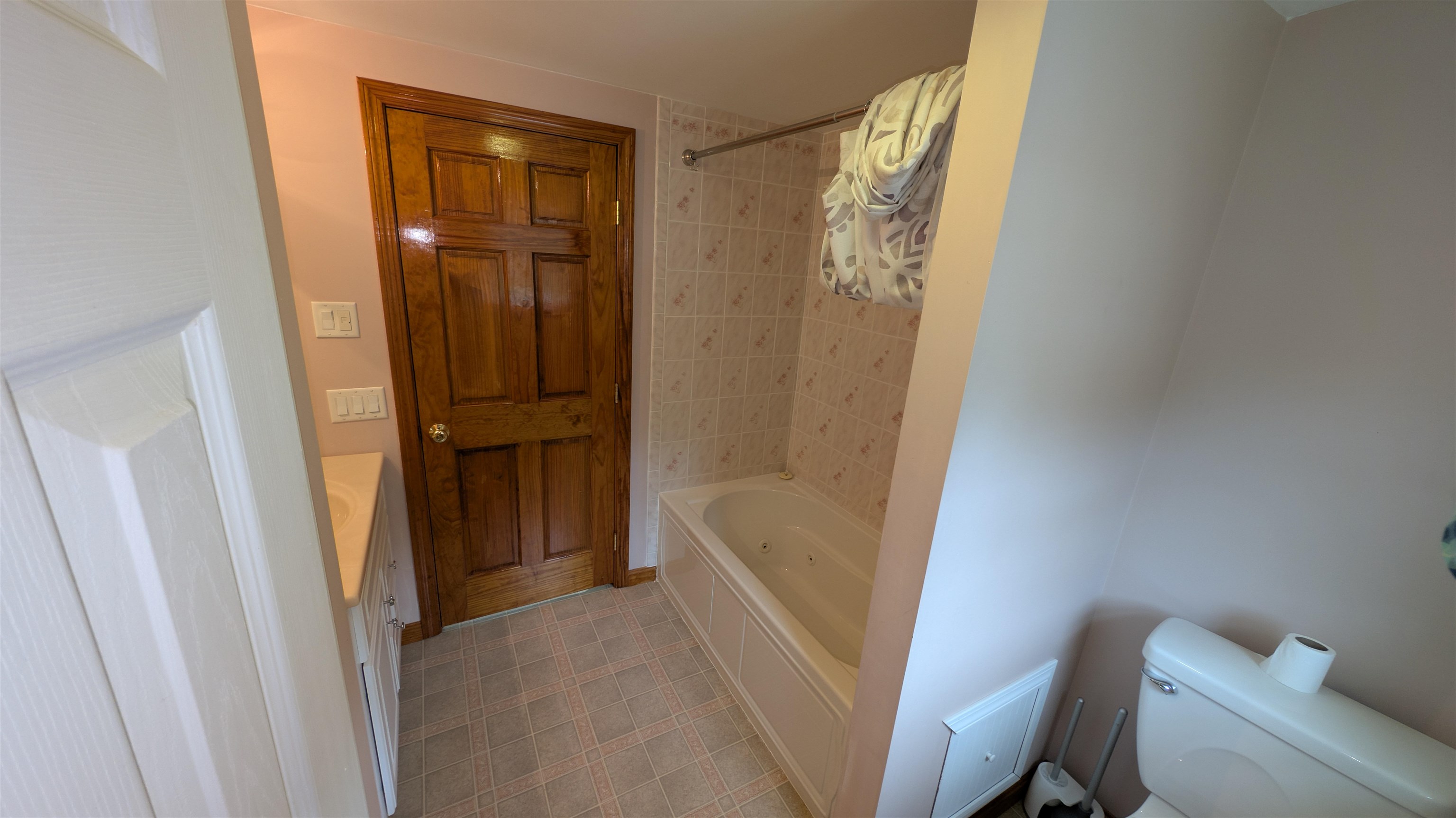 22 State Street Rochester, NH 03867 - Photo 6 of 17