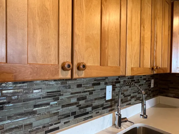 $2,000 | 14 Lockwood Drive, Unit 11A, Charleston, SC 29401