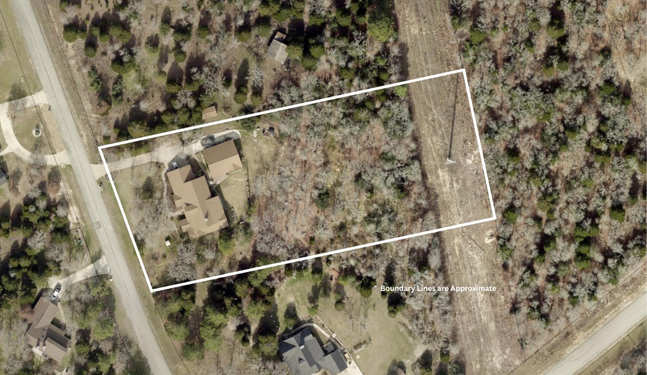 119 Maple Leaf Trail Elgin, TX 78621 - Photo 40 of 40 a view of entryway