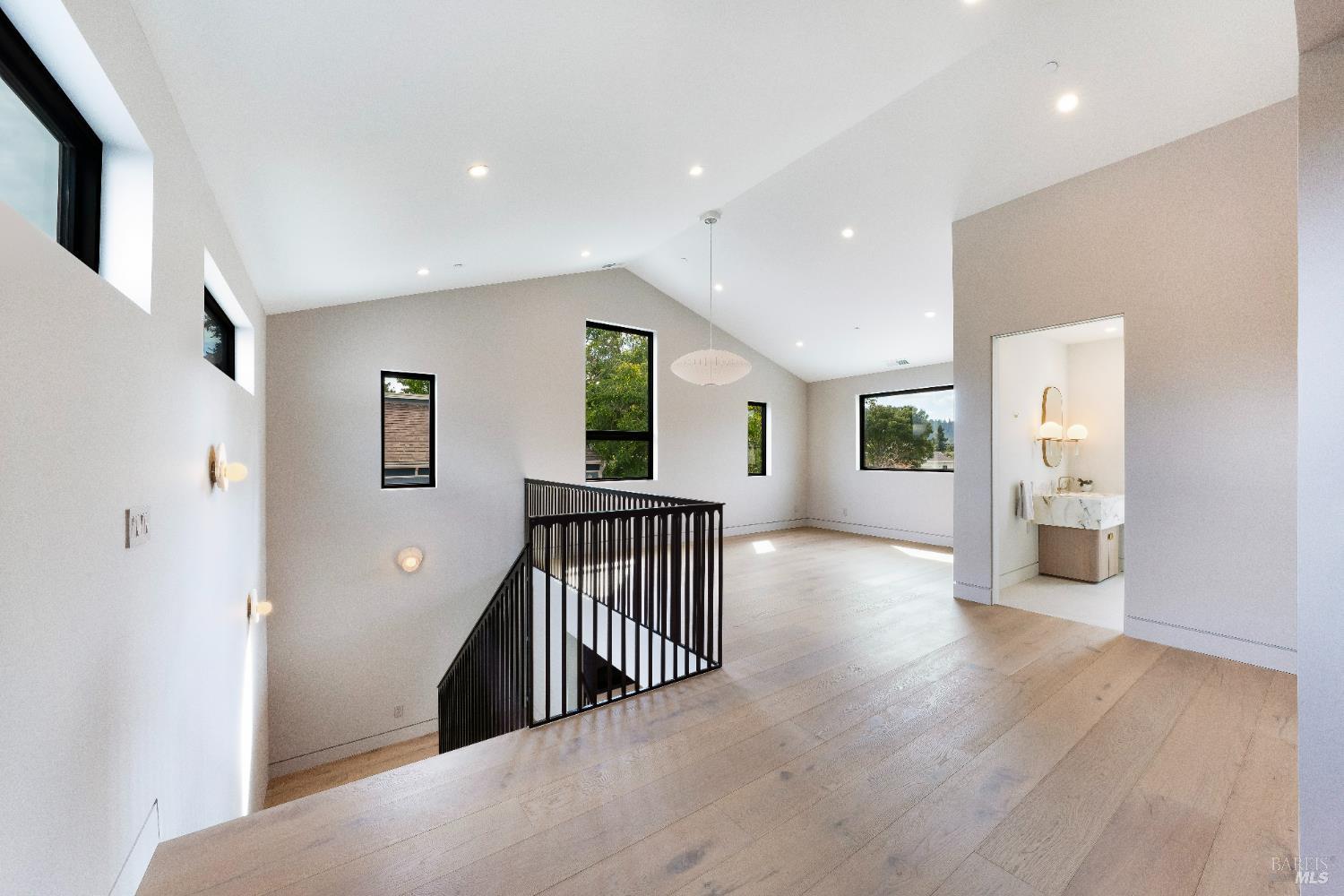 983 Grove Street Healdsburg, CA 95448 - Photo 43 of 48
