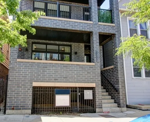 $749,900 | 2438 North Western Avenue, Unit 1, Chicago, IL 60647