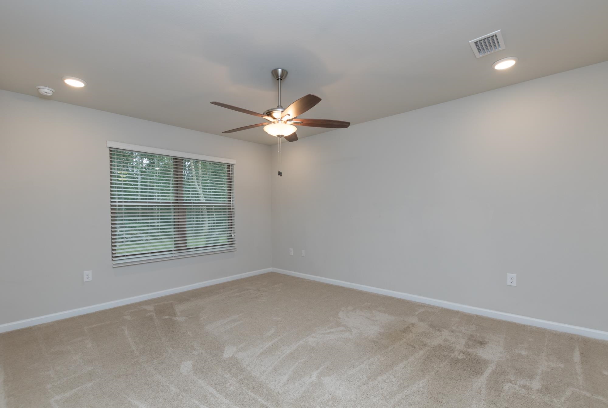 1386 Majesty Loop Foley, AL 36535 - Photo 13 of 30