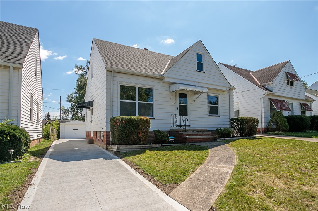 4359 Fulton Road Cleveland, OH 44144 - Photo 2 of 33 Gallery Image 2
