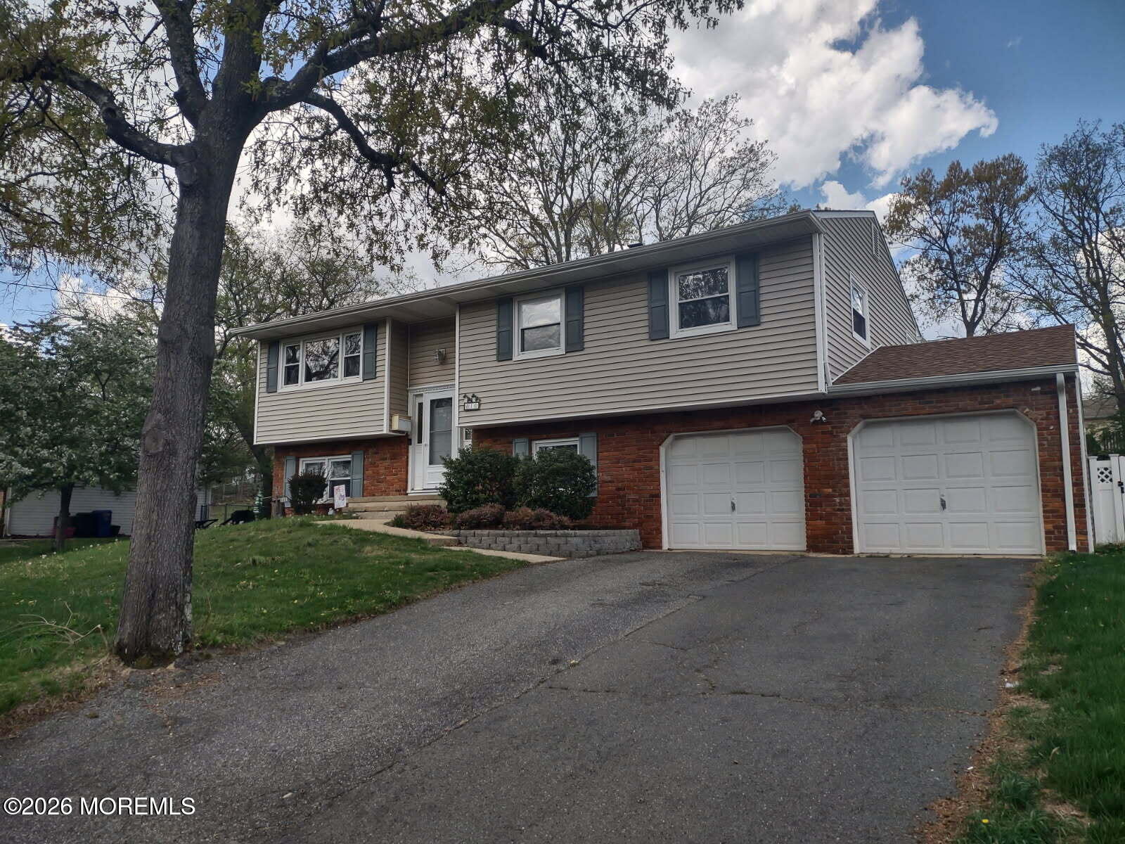 10 Lexington Road Howell, NJ 07731 - Photo 1 of 27 10 Lexington new
