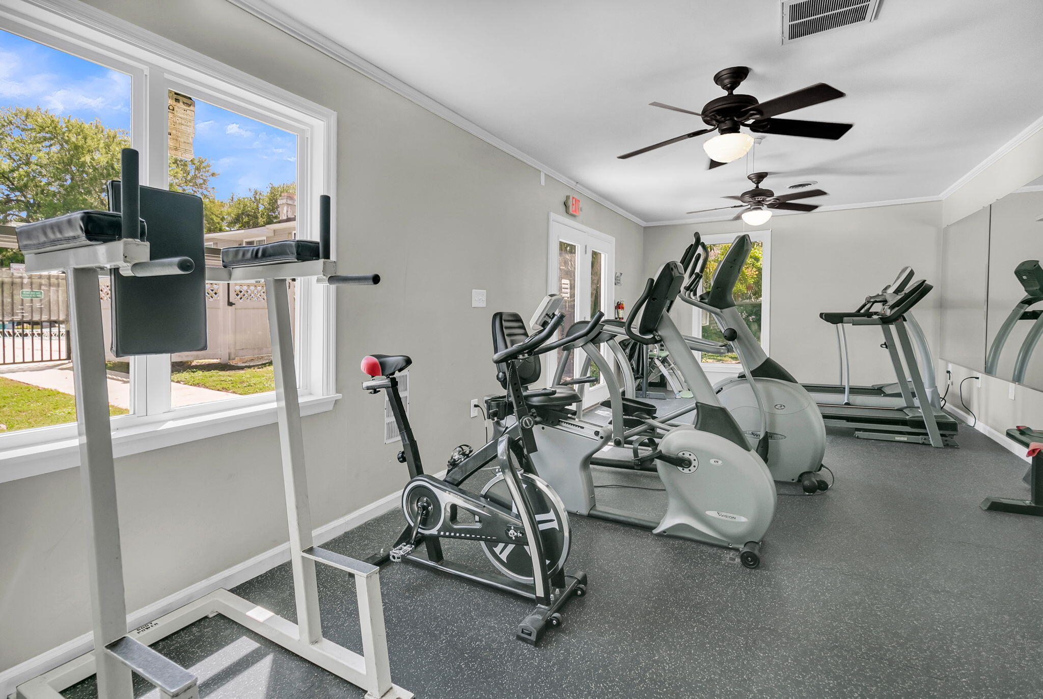 1402 Camp Road, Unit 8A Charleston, SC 29412 - Photo 16 of 23 Gallery Image 16
