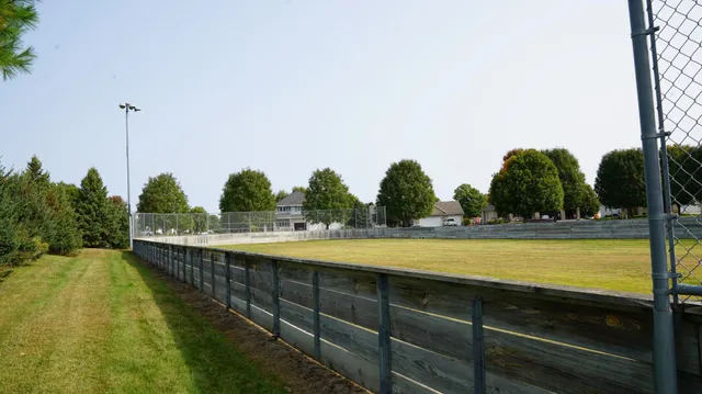 $99,000 | 1780 River Shore Drive, Hastings, MN 55033