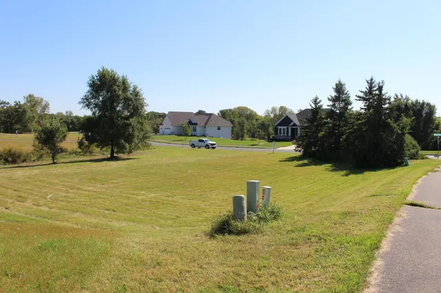 $99,000 | 1780 River Shore Drive, Hastings, MN 55033