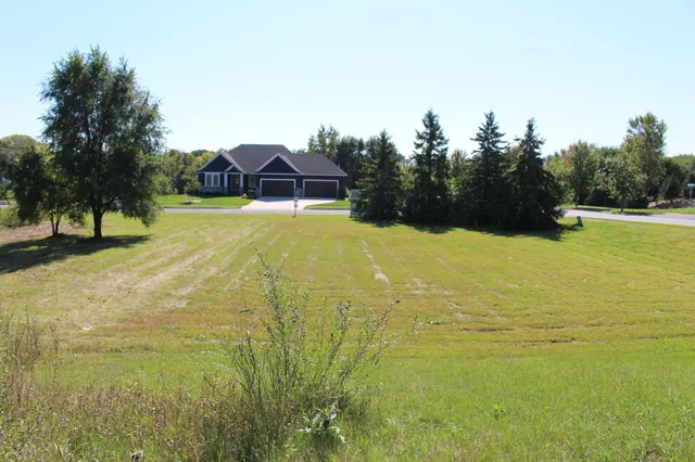 $99,000 | 1780 River Shore Drive, Hastings, MN 55033