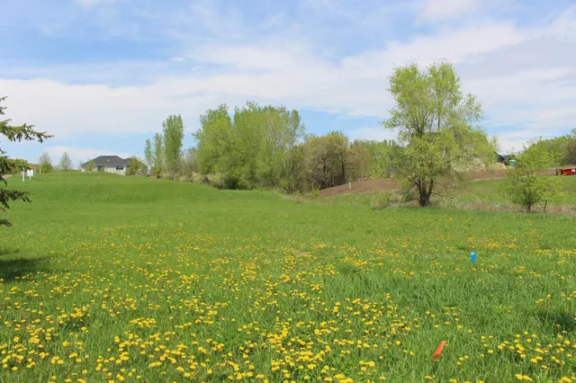 $99,000 | 1780 River Shore Drive, Hastings, MN 55033