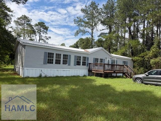 226 Barn Rd Circle Jesup, GA 31545 - Photo 2 of 22
