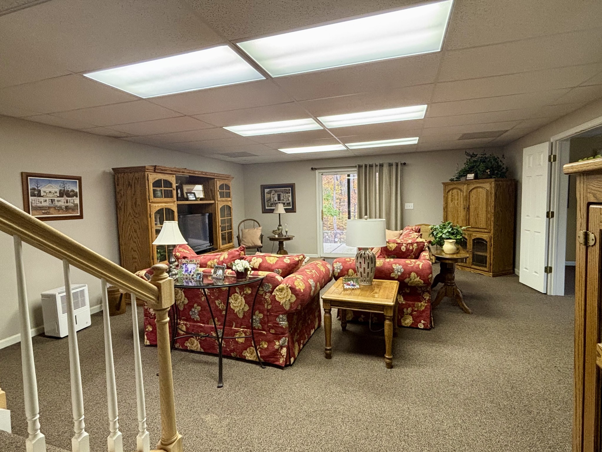 498 Dearman Street Smithville, TN 37166 - Photo 30 of 39 a bedroom with furniture and a window