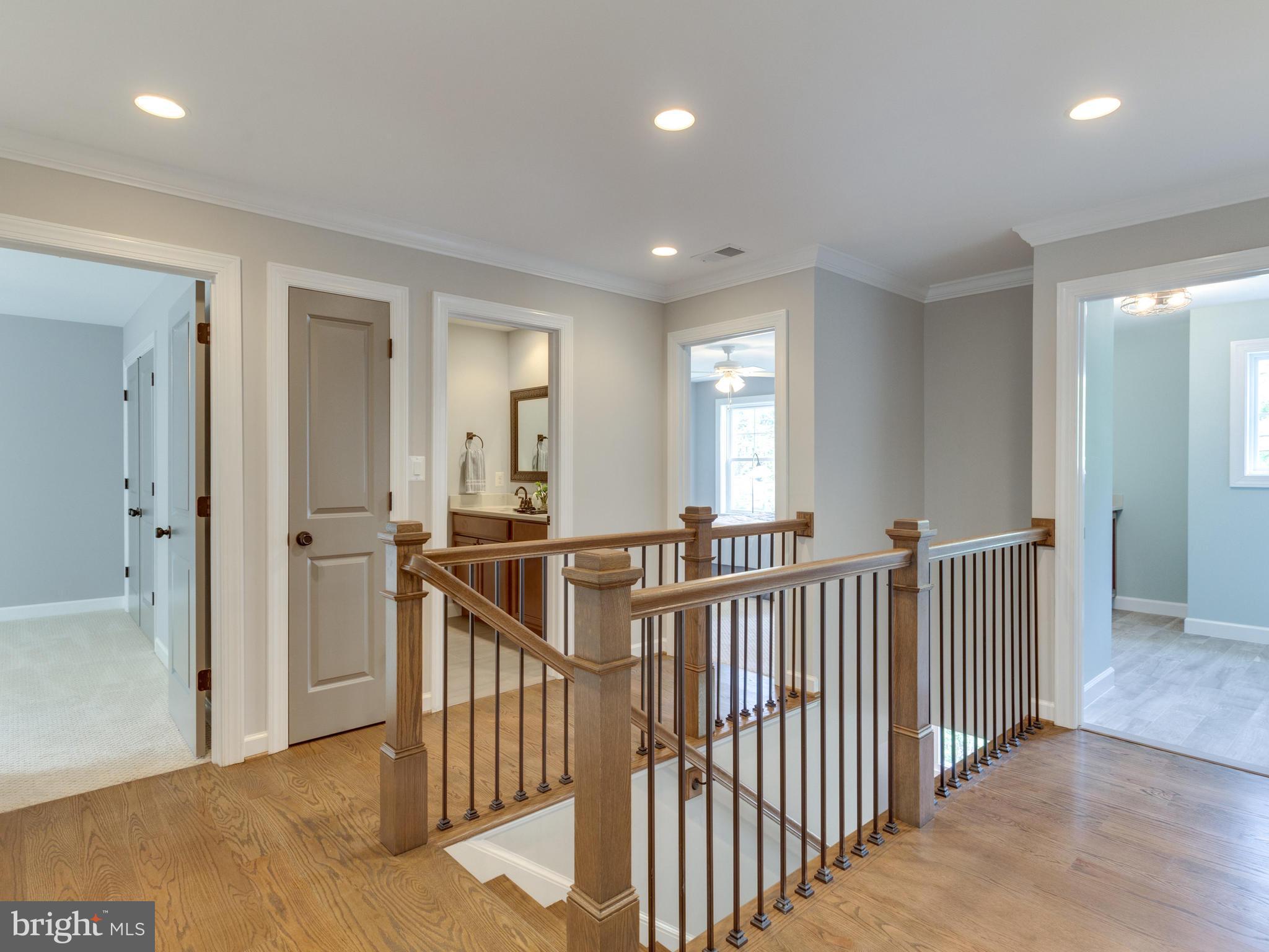 704 Kingsley Road Southwest Vienna, VA 22180 - Photo 14 of 30 Interior (General)