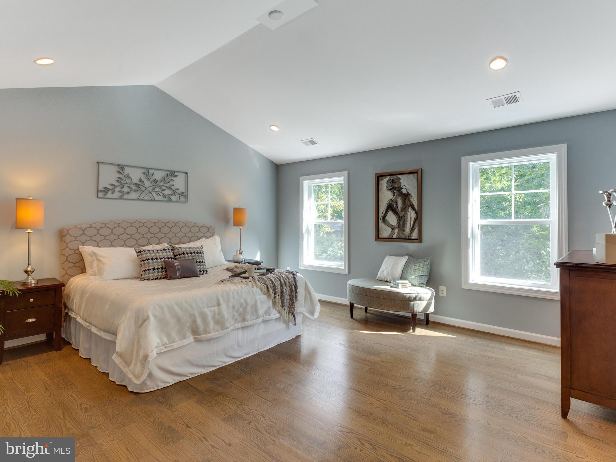 704 Kingsley Road Southwest Vienna, VA 22180 - Photo 15 of 30 Bedroom (Master)