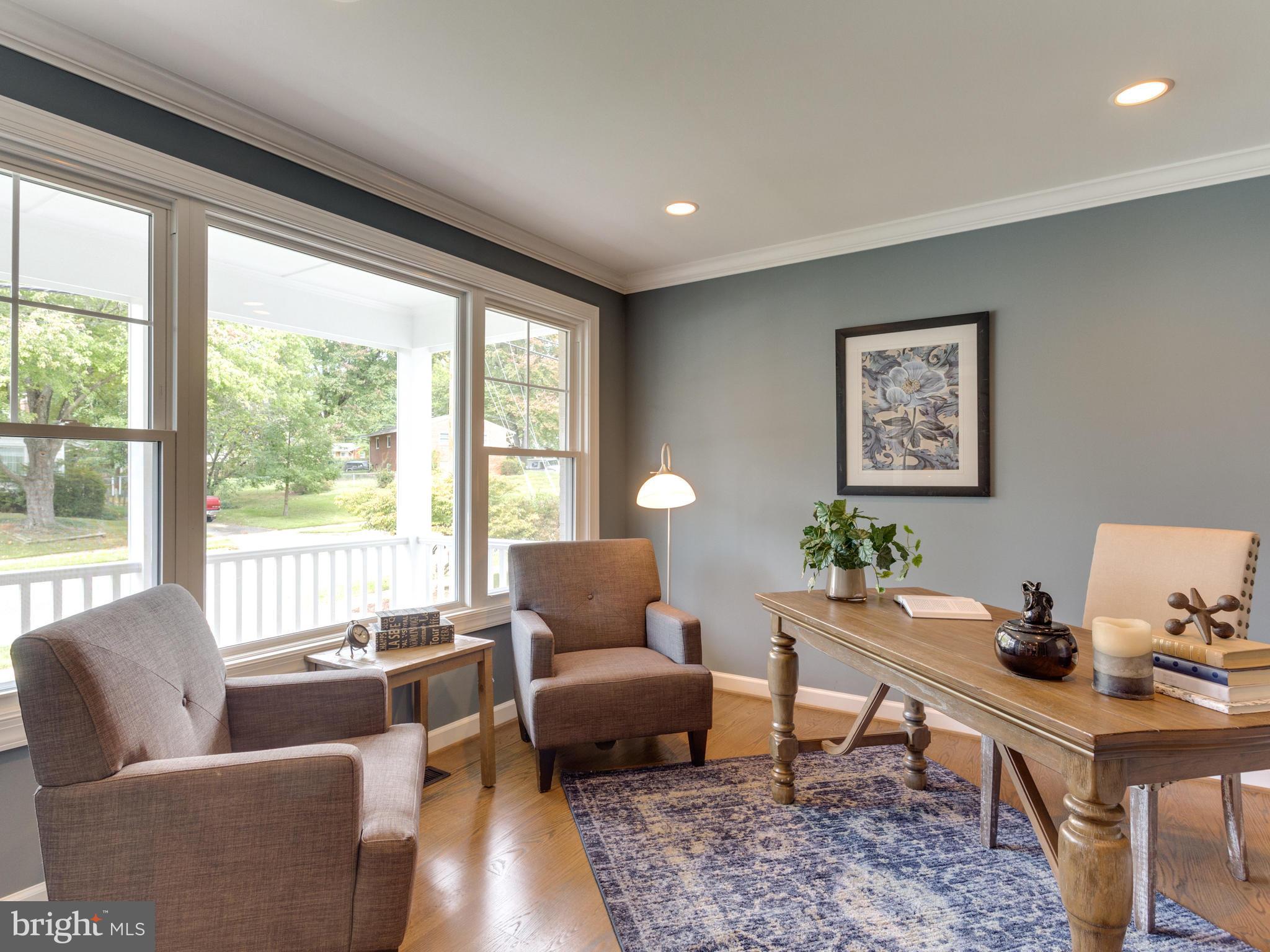 704 Kingsley Road Southwest Vienna, VA 22180 - Photo 5 of 30 Interior (General)