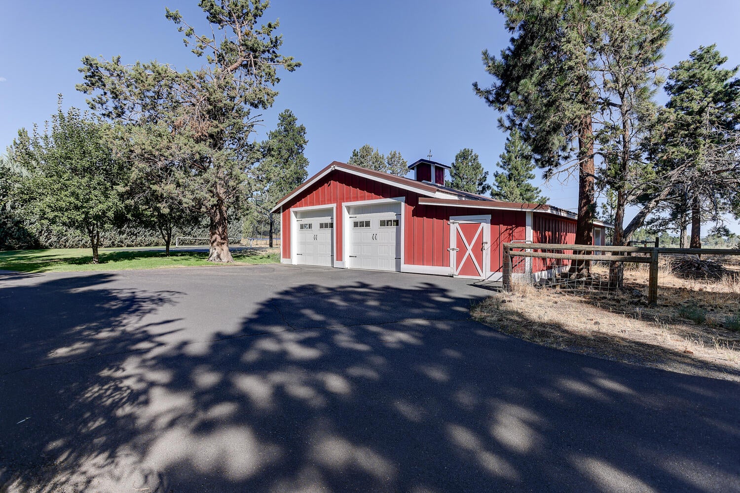 67555 Cloverdale Road Sisters, OR 97759 - Photo 42 of 49 67555 Cloverdale Rd-44