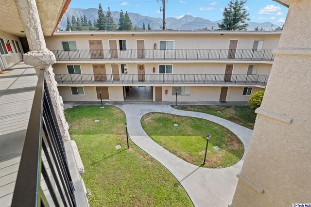$470,000 | 3010 Montrose Avenue, Unit 31, La Crescenta, CA 91214