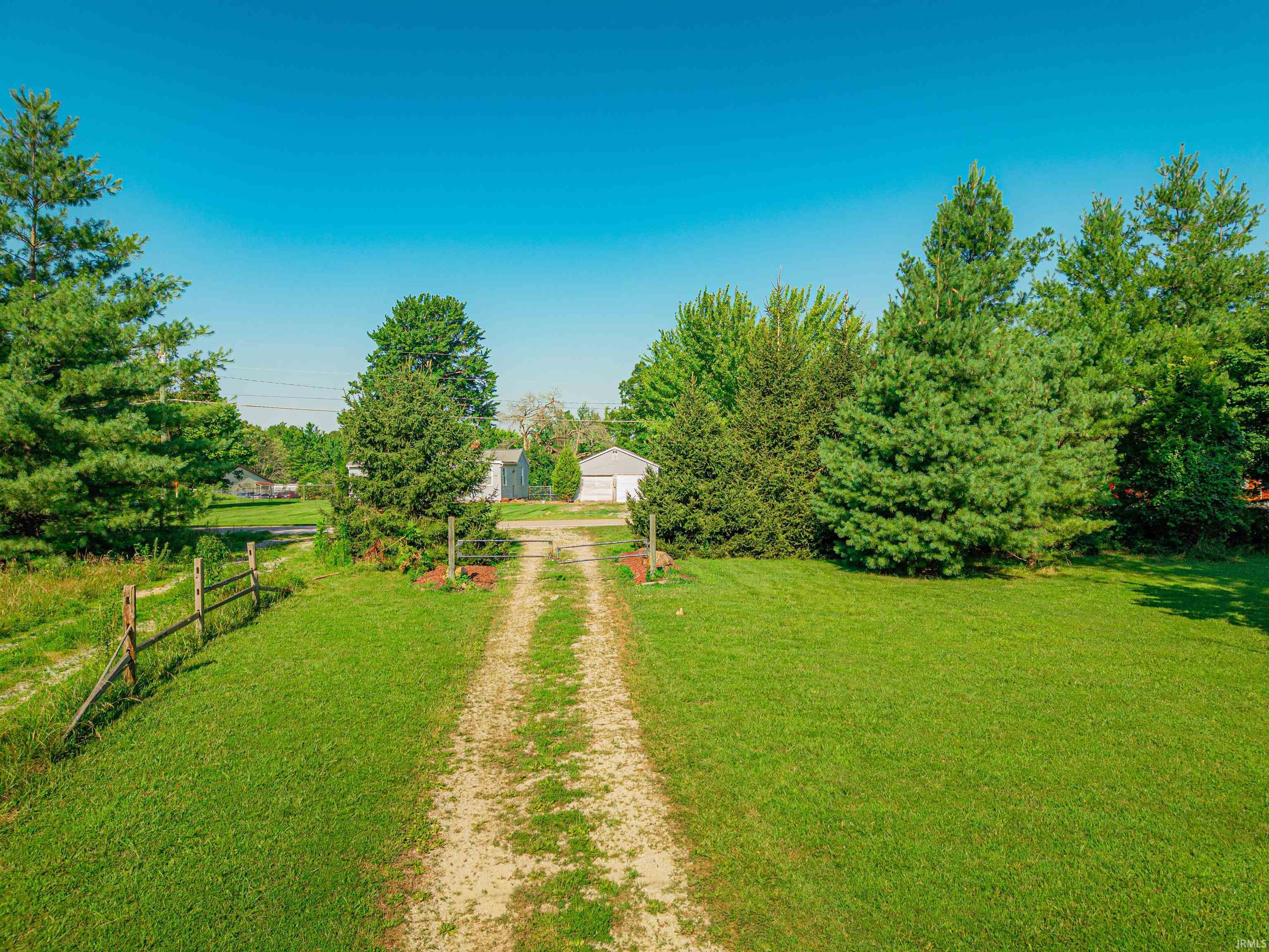 13817 Old State Road Evansville, IN 47725 - Photo 25 of 26 Gallery Image 25