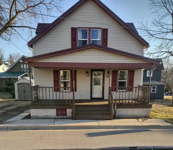 $165,000 | 120 East High Street, Shullsburg, WI 53586