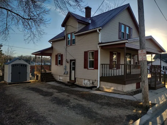 $165,000 | 120 East High Street, Shullsburg, WI 53586