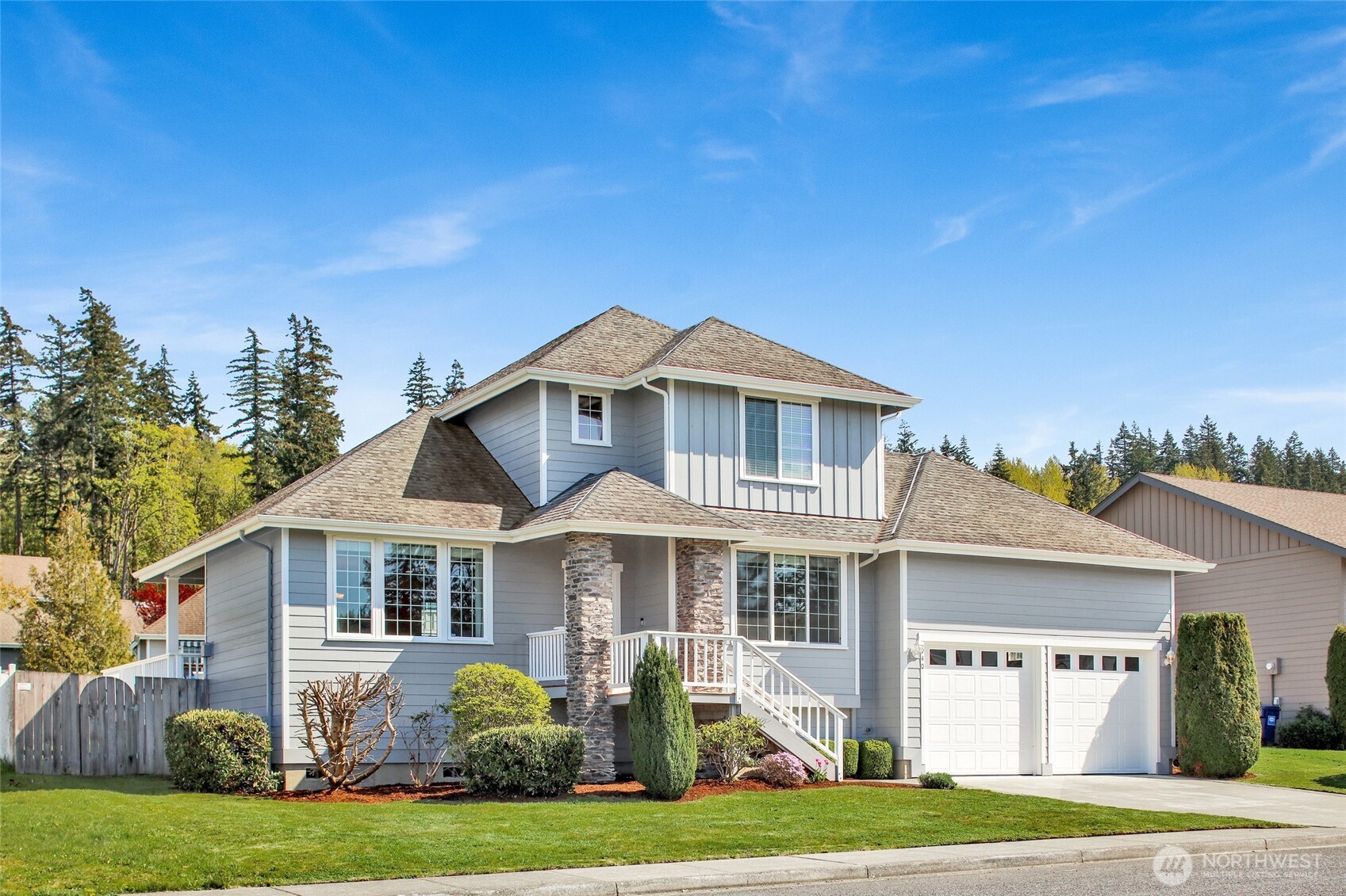 940 Nevada Street Bellingham, WA 98229 - Photo 31 of 31 a front view of a house with a garden