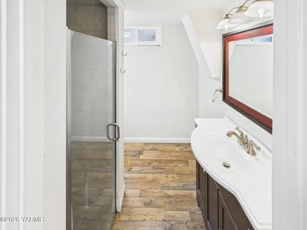 $359,000 | 705 West Concord Avenue, Grandview, WA 98930