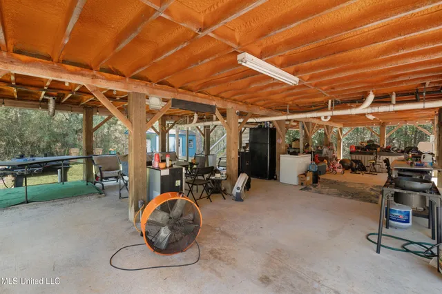 $188,000 | 560 Pelican Avenue, Pass Christian, MS 39571