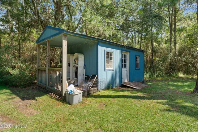$188,000 | 560 Pelican Avenue, Pass Christian, MS 39571