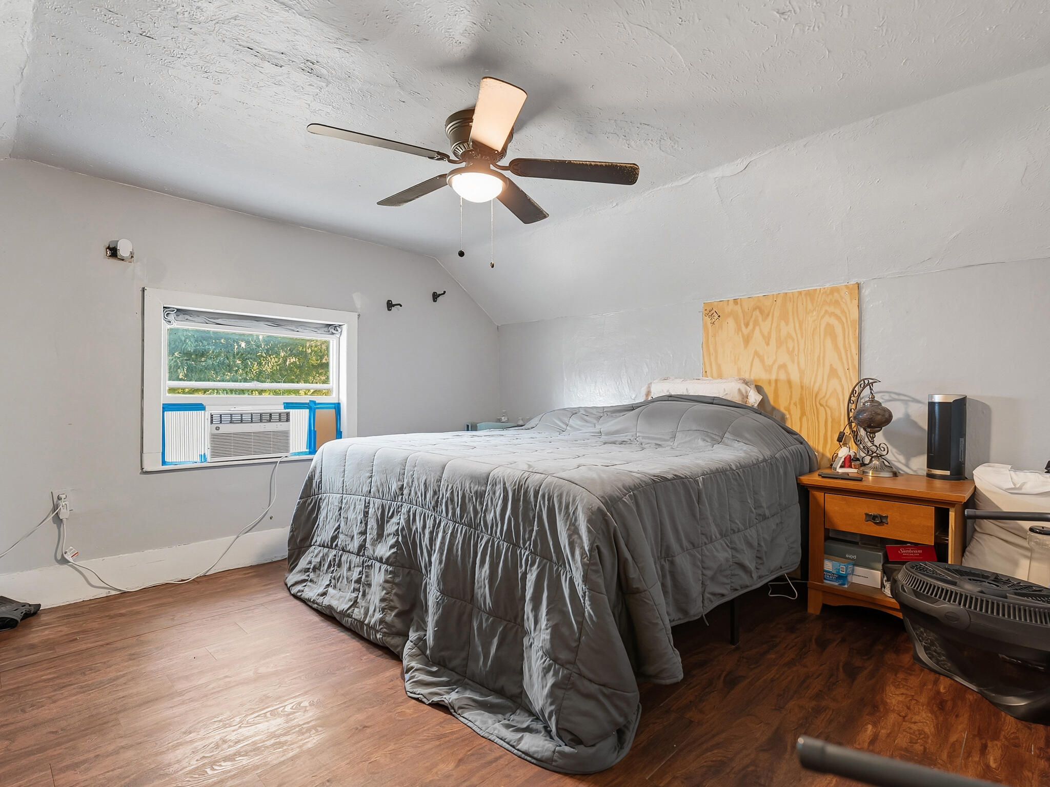 1645 Tait Road Harrisville, MI 48740 - Photo 22 of 42 Bedroom 3