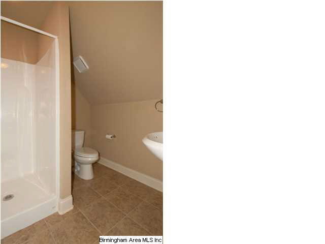 255 Strathaven Lane Pelham, AL 35124 - Photo 16 of 27