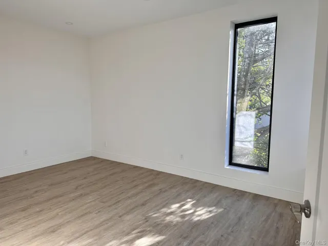 $3,045 | 362 West Merrick Road, Unit 207, Valley Stream, NY 11580