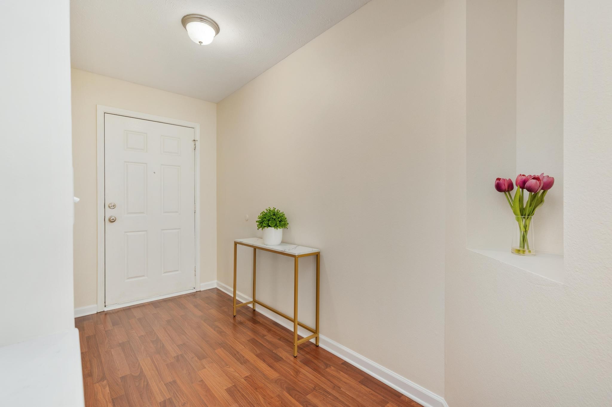 3016 London View Murfreesboro, TN 37128 - Photo 2 of 19 a view of an entryway