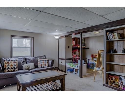9 Dearborn Road Burlington, MA 01803 - Photo 18 of 25