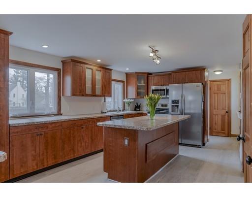 9 Dearborn Road Burlington, MA 01803 - Photo 9 of 25