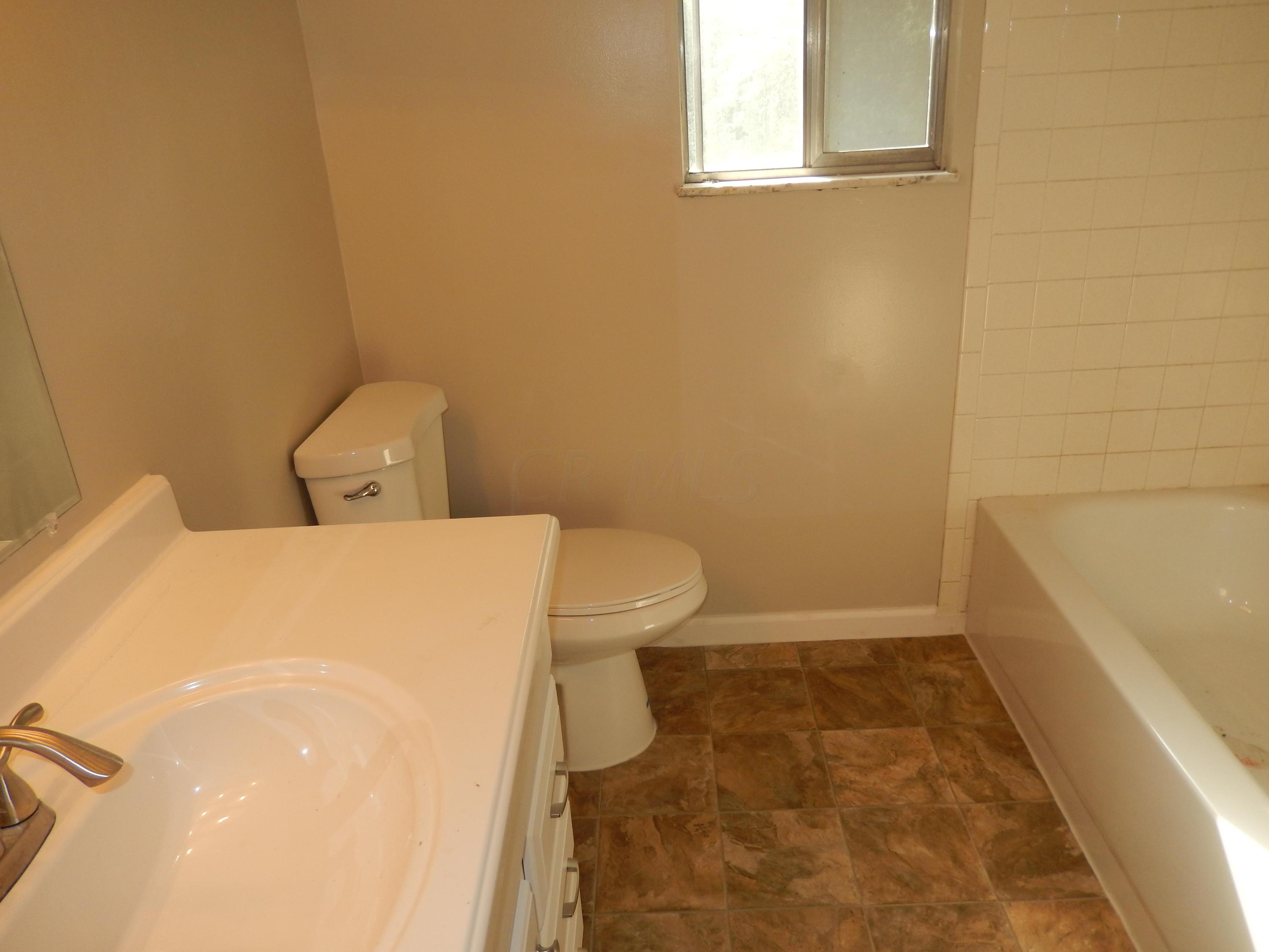 5394 Pine Bluff Road Columbus, OH 43229 - Photo 19 of 20 Gallery Image 19