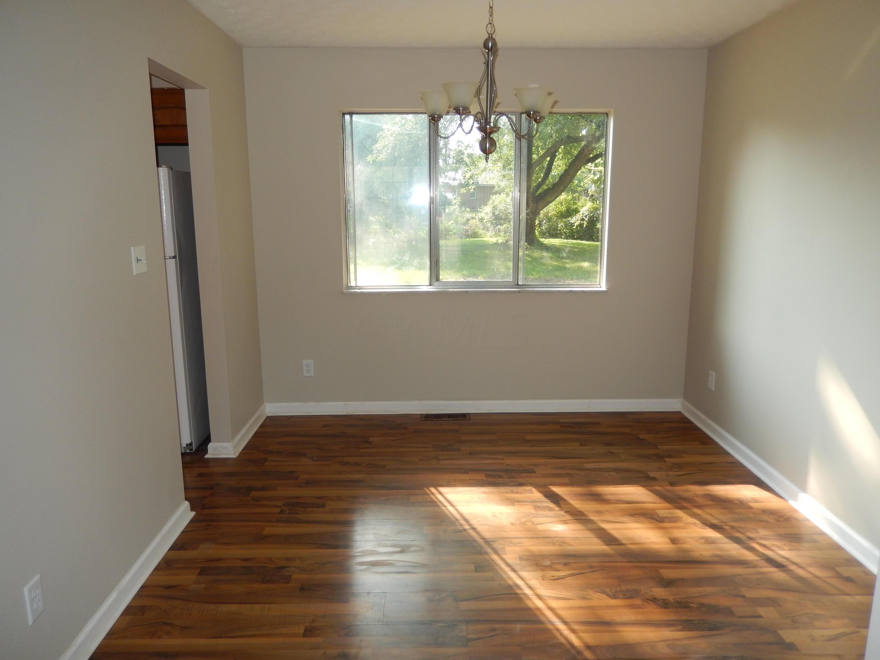 5394 Pine Bluff Road Columbus, OH 43229 - Photo 6 of 20 Gallery Image 6