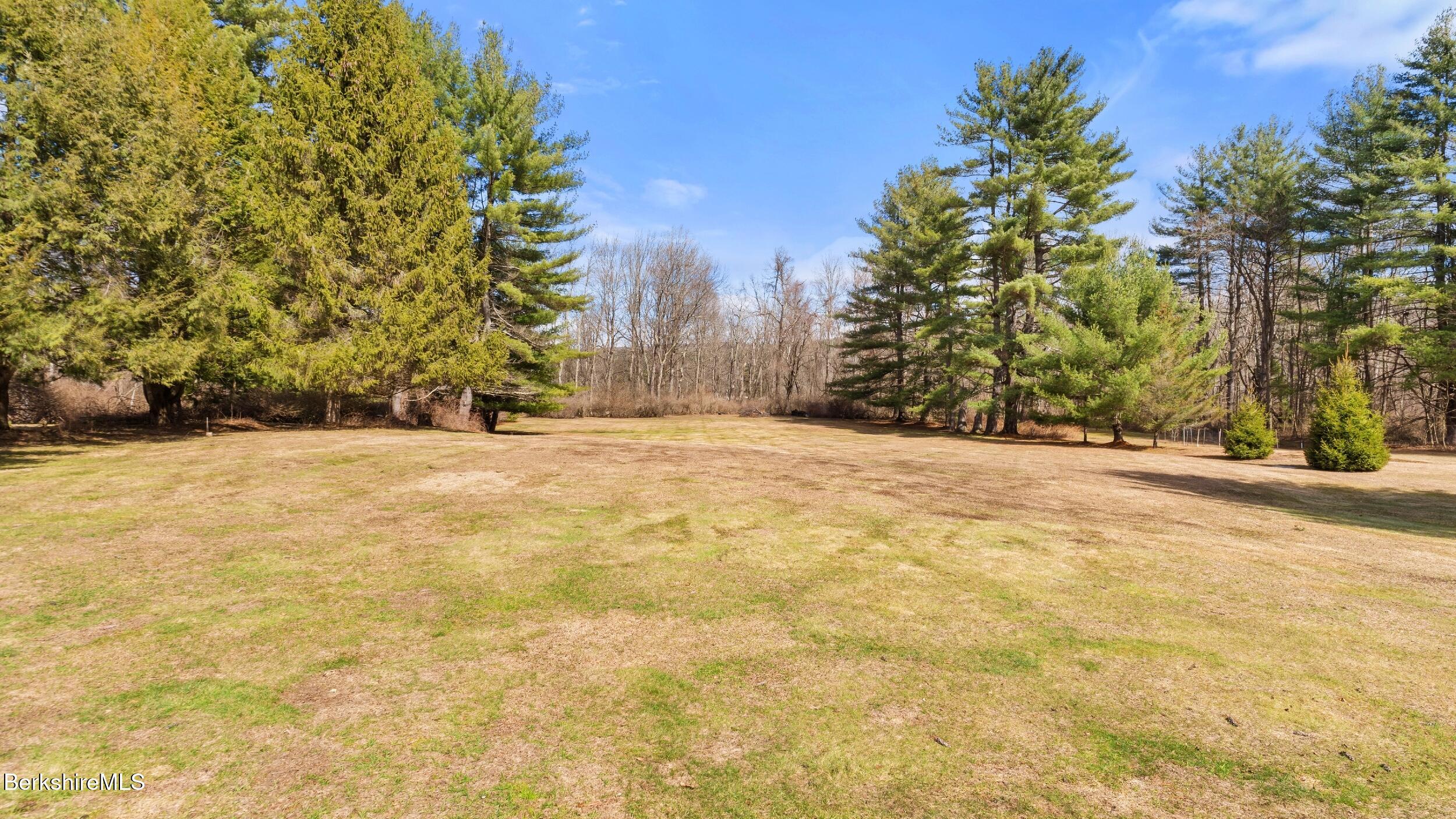 265 State Road Great Barrington, MA 01230 - Photo 26 of 27 LRDSC00087