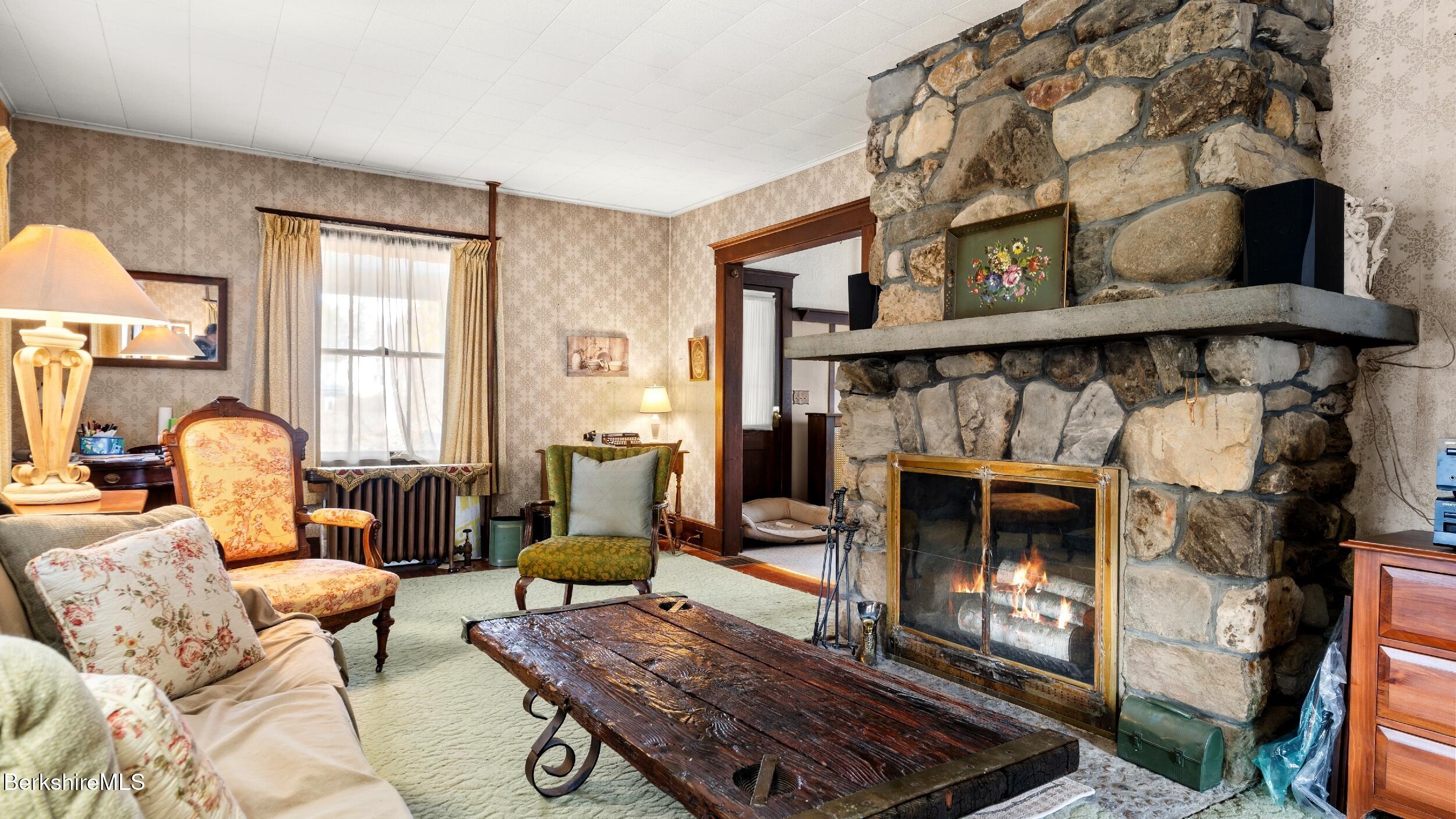 265 State Road Great Barrington, MA 01230 - Photo 4 of 27 LRDSC00015