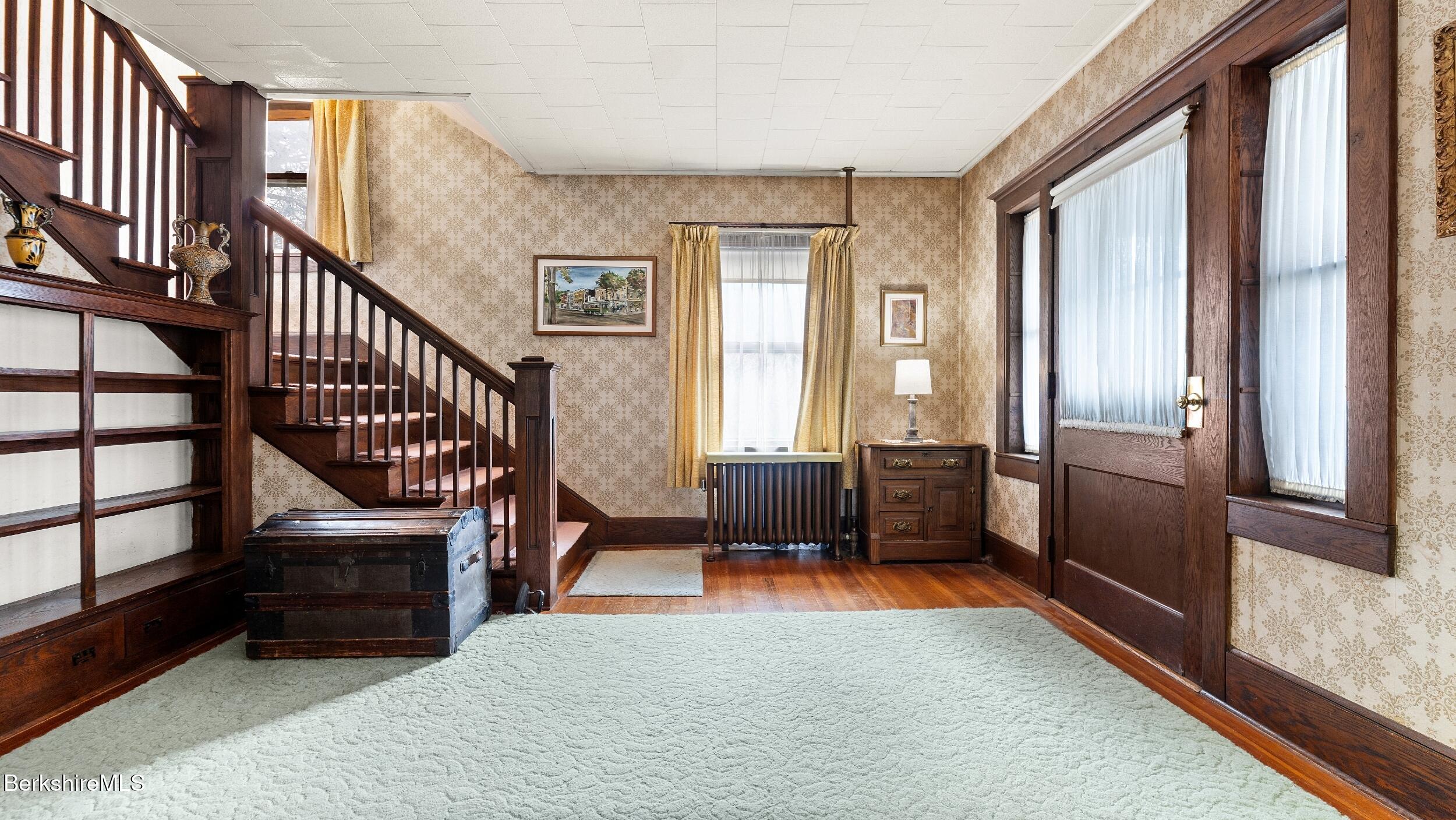 265 State Road Great Barrington, MA 01230 - Photo 5 of 27 LRDSC00018