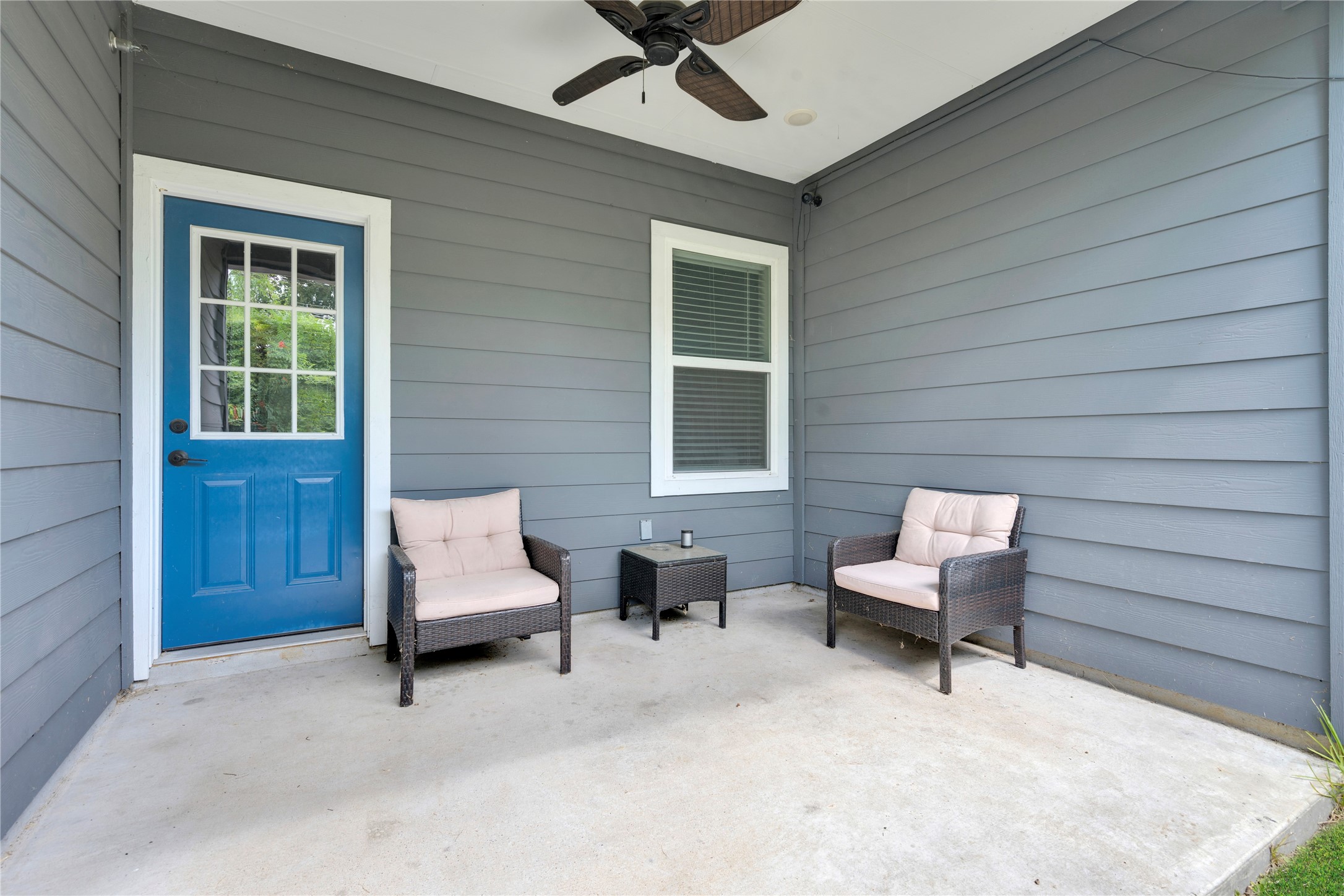 10317 Lake Road, Unit 6A Houston, TX 77070 - Photo 18 of 19 Back Patio