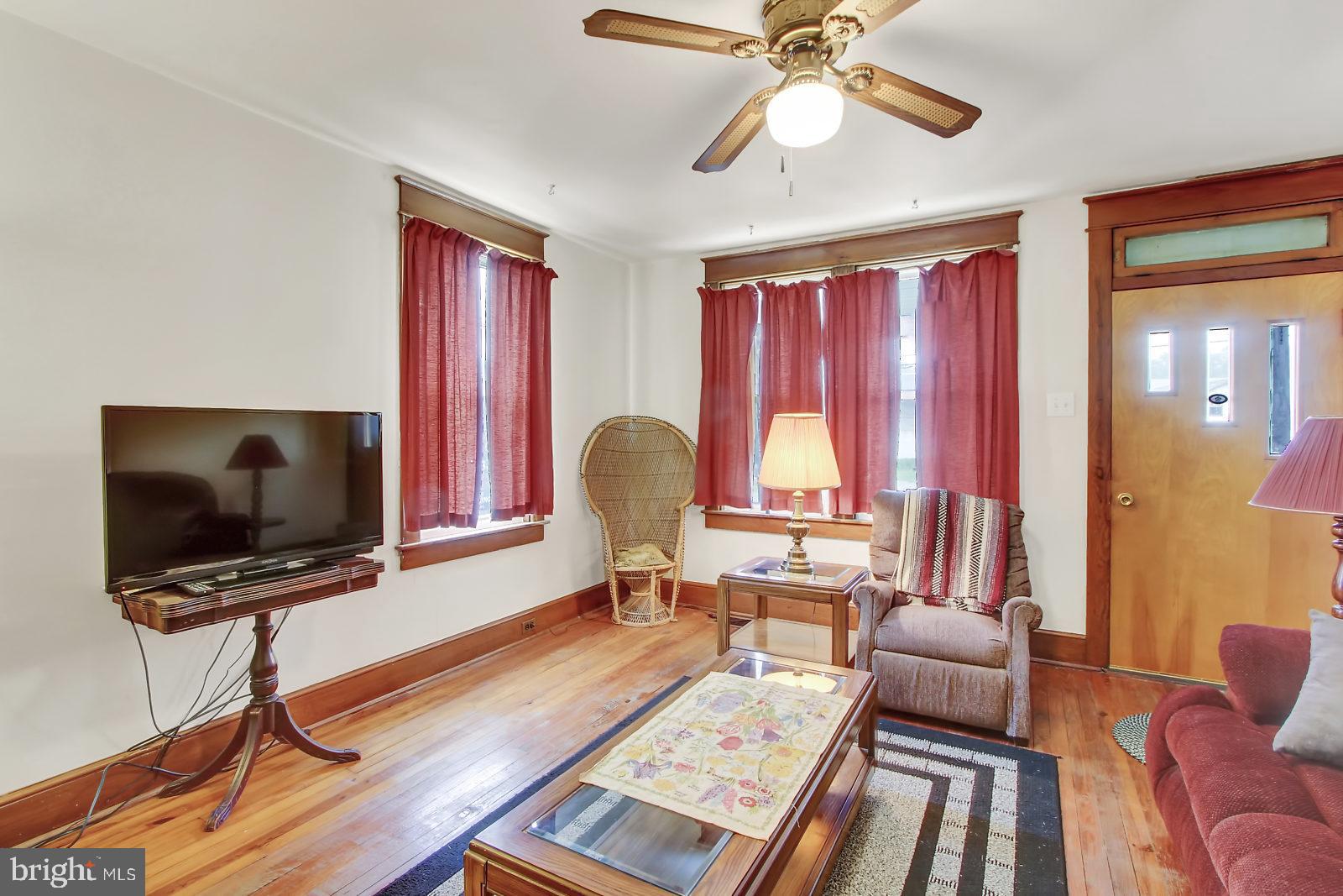933 Baltimore Street Hanover, PA 17331 - Photo 2 of 26 Gallery Image 2