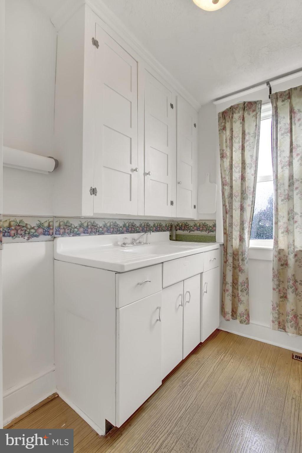933 Baltimore Street Hanover, PA 17331 - Photo 12 of 26 Gallery Image 12