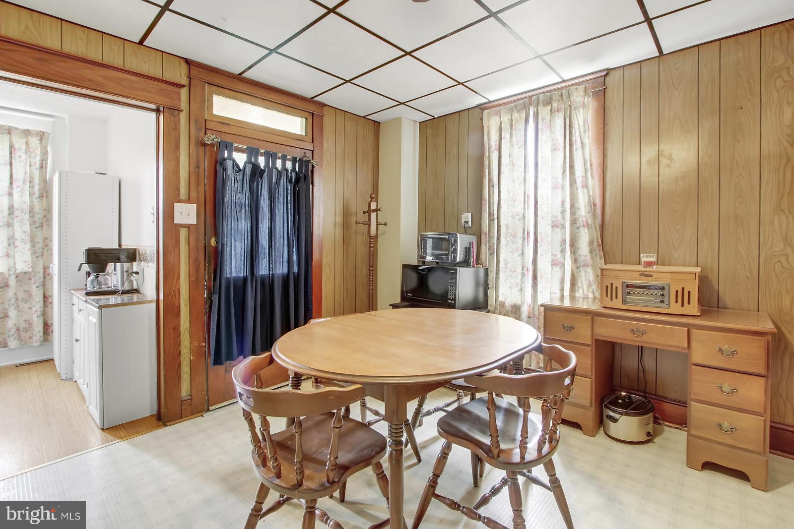 933 Baltimore Street Hanover, PA 17331 - Photo 8 of 26 Gallery Image 8