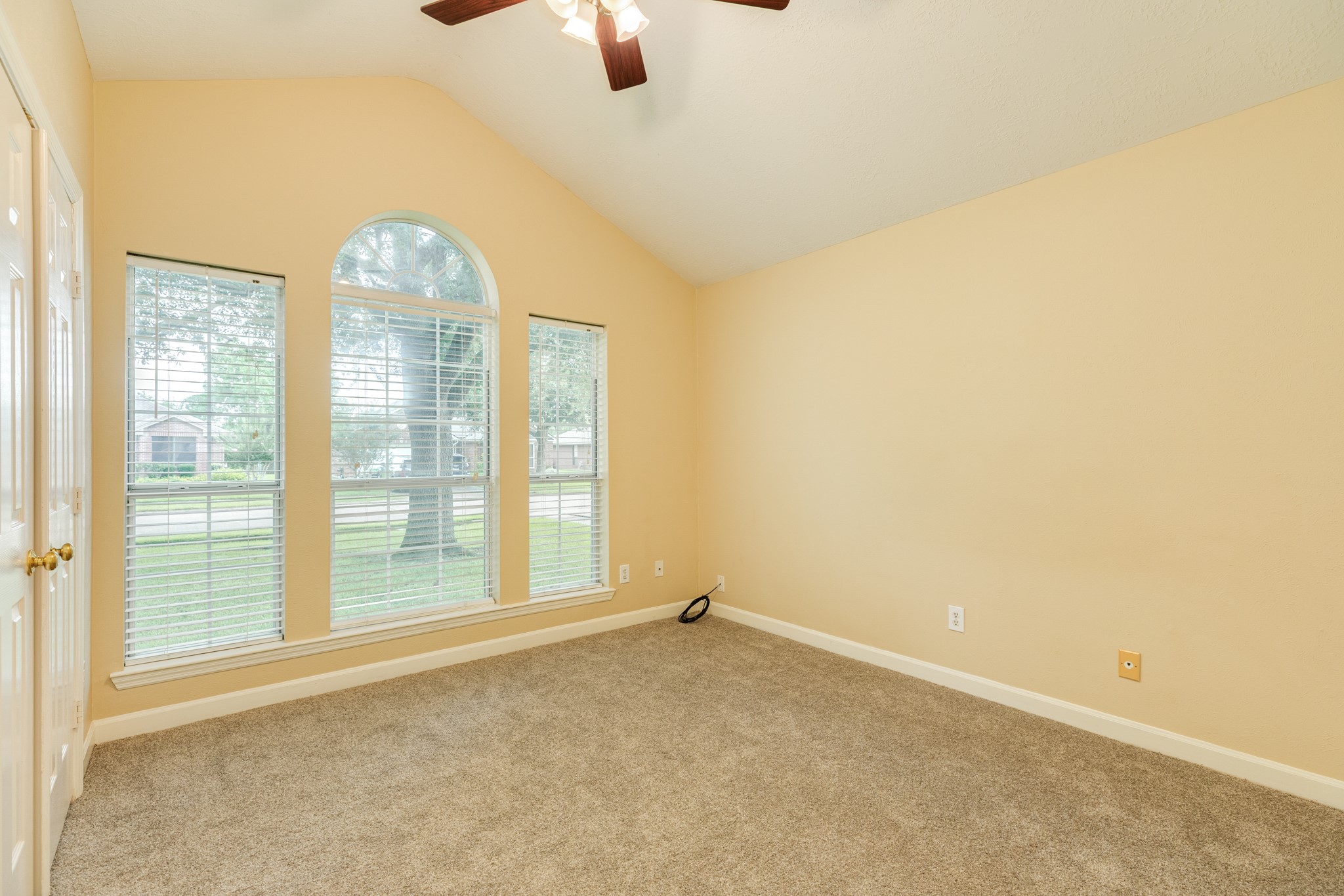 205 Mango Street Lake Jackson, TX 77566 - Photo 21 of 30