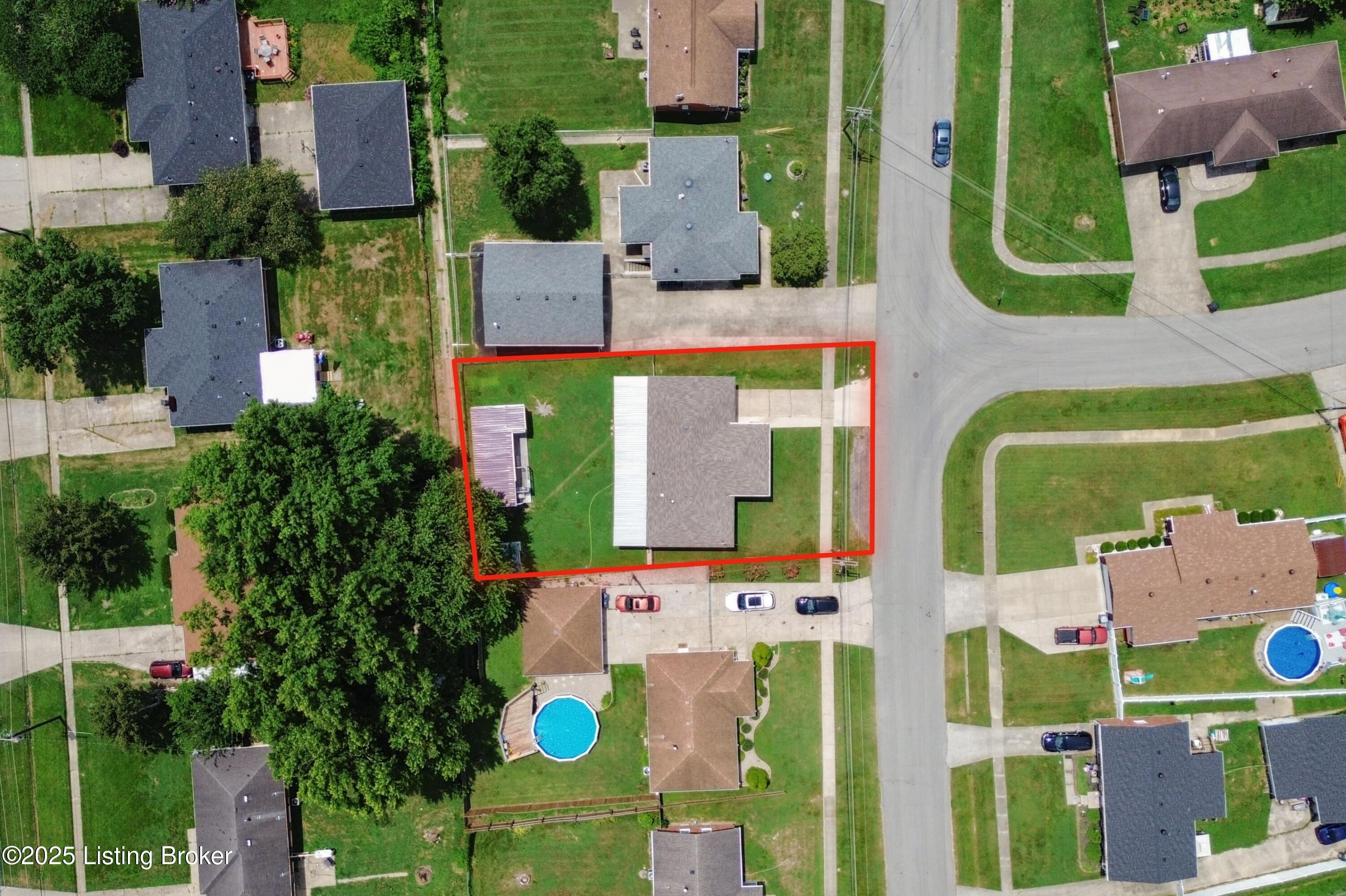 10907 Torrington Road Louisville, KY 40272 - Photo 5 of 38 IMG_1365