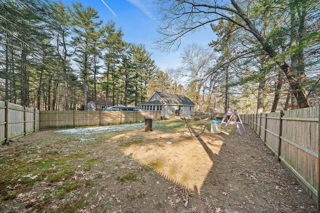 53 Suomi Road Pembroke, MA 02359 - Photo 17 of 23 Gallery Image 17
