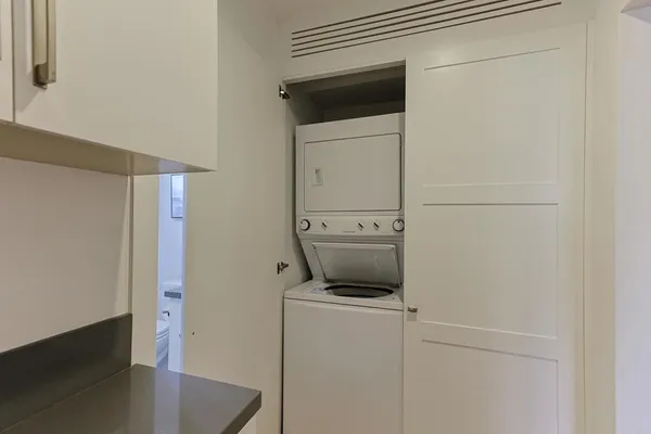 $3,150 | 455 Orange Avenue, Unit C, Coronado, CA 92118