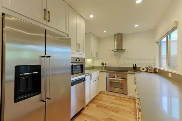 $3,150 | 455 Orange Avenue, Unit C, Coronado, CA 92118